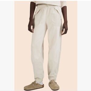 Effortless Mid-Rise Pant